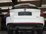 Skoda Octavia 2,0 TDi 184 RS Combi DSG - 5