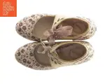 Blomstrede pumps med sløjfe fra Banned (str. 37 ) - 5