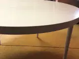 Farstrup Spisebord rundt   med to plader