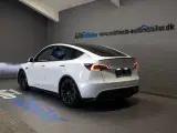 Tesla Model Y  Long Range AWD - 4