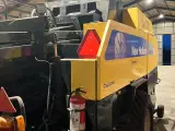 Newholland bb940A presser - 4