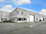 Stort og højloftet lagerlokale med tilhørende kontorlokale. - 3