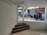 Butik. klinik. showroom m.m. - i alt ca. 120 kvm - 4