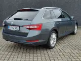 Skoda Superb 1,4 TSi 150 Style Combi DSG - 4