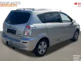 Toyota Corolla Verso 2,2 D-4D,dpf Sportsvan 136HK Van - 2