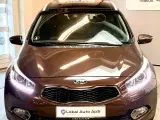 Kia Ceed 1,6 CRDi 128 Premium+ SW aut. - 2