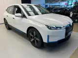 BMW iX  xDrive40 - 4