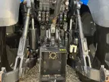 New Holland T7.315 HD med frontlift og front PTO. - 5