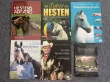 Forskellige heste bøger sælges