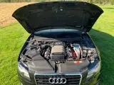 Audi A4 quattro 3,2 - 5