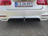 Perlermor hvid BMW 320D F30 LCI model 2017 190hk - 5