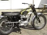 Triumph Bonneville T 120 C Classic Bike - 2