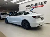 Tesla Model 3  Standard Range+ RWD - 4