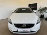 Volvo V40 1,6 D2 115 Kinetic - 3