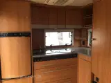 2011 - Dethleffs Camper Lifestyle 430 HK - 5