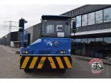 - - - XCMG TERMINAL TRUCK - 3