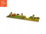 Træknagerække med blomstermotiver (str. 29x12 cm) - 3