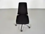 Duba b8 kontorstol med høj ryg, sort polster og blankt stel - 5