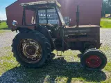 IH 474 diesel traktor med servo og frontlæsser  - 3