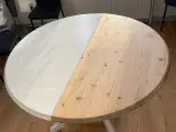 Spisebord Ø114cm