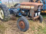 Ford traktor  - 2