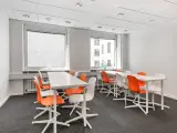 Coworking-plads i Regus Noerreport - 2