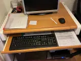 Pc bord med udtræk