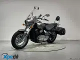 Suzuki VZ 800 Intruder - 5