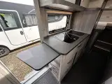2022 - Hobby Ontour Edition V65 GE   Super velholdt enkeltsenges camper - 3