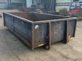 4m container - 4