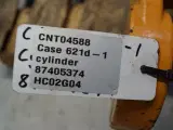 Case 621D Cylinder 87405374 - 2