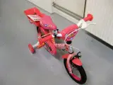 Børnecykel med støttehjul