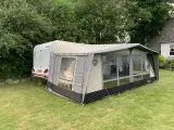 KNAUS Sandinavian 580 UF - nypris 330.000kr - 2