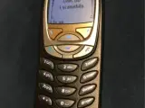 NOKIA 6310i retro GULD