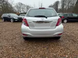 Toyota Yaris 1,0 VVT-i T2 Touch - 4