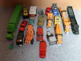 Små legetøjsbiler sælges samlet