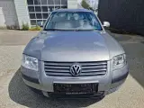 VW Passat 1,8 T Comfortline Variant - 3