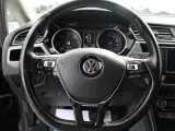 VW Touran 2,0 TDi 150 Highline DSG Van - 5