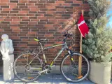 Købt til 7800 kr fra ny rigtig HR cykel 