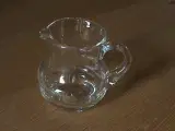 Lille glas kande
