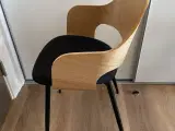 Rundt spisebord + stole
