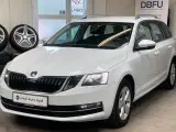 Skoda Octavia 1,6 TDi 115 Style Combi DSG - 3