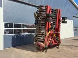 Vredo ZB3 12068 Der er monteret 2 X 2 støttehjul i front. - 2