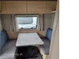 2024 - Weinsberg CaraCito 470 EU E-Power   RUMMELIG CAMPINGVOGN MED ENKELTSENGE MED LAV EGENVÆGT - 3