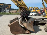New Holland E215B 21 ton maskine med 2 skovle. - 5