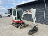Takeuchi TB 016 Halv automatisk fæste med kipbar planerskovl - 2