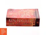Fall of giants : book one of the Century trilogy af Ken Follett (Bog) - 2