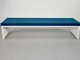 Hvid bænk med blå hynde, inkl. tre runde puder - 2