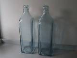 To antikke firkantede glas flasker lys blå