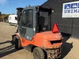 Dieseltruck med udstyr - 2